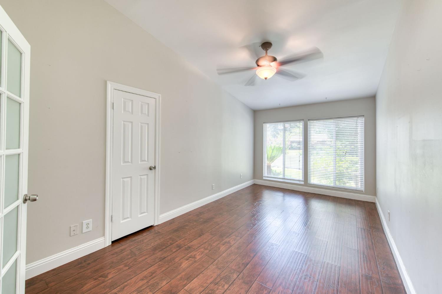 2510 W San Ramon Ave, Fresno, CA 93711