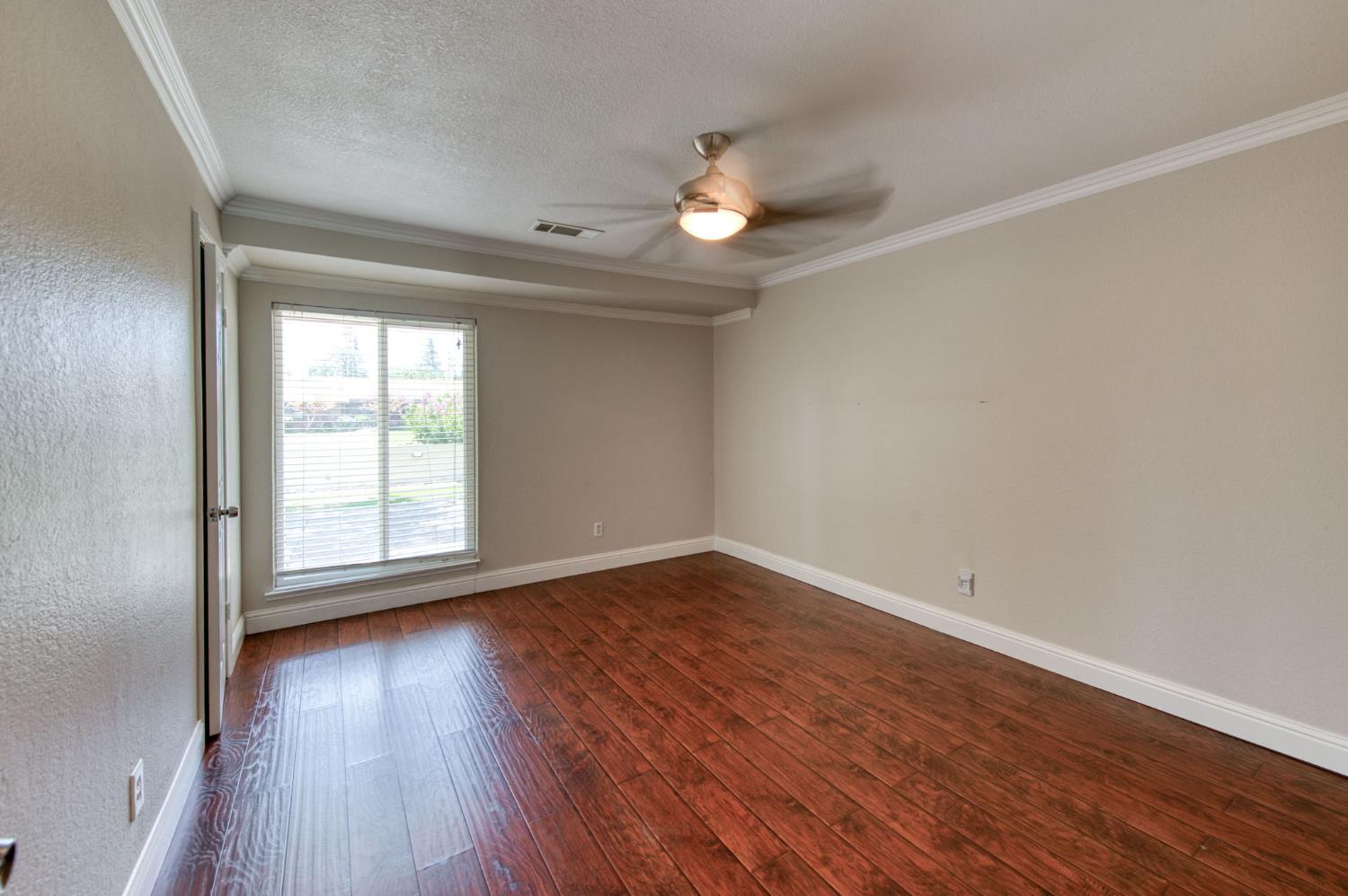 2510 W San Ramon Ave, Fresno, CA 93711
