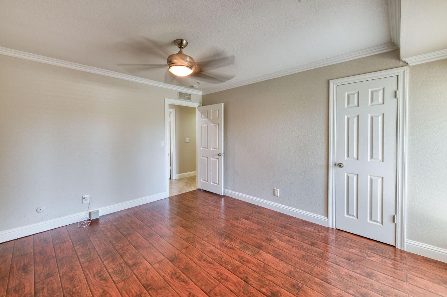 2510 W San Ramon Ave, Fresno, CA 93711