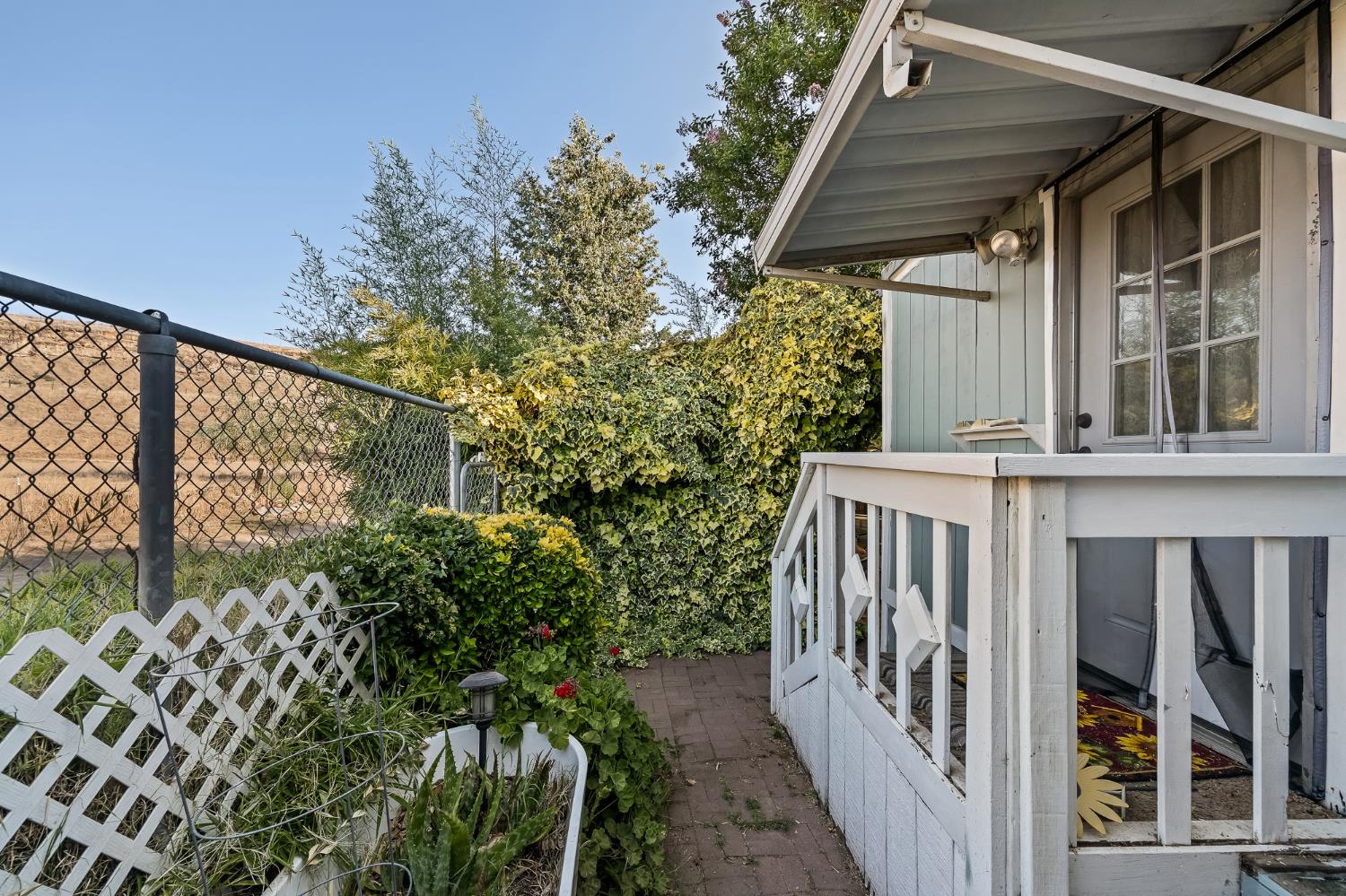 9360 N Blackstone #195, Fresno, CA 93720