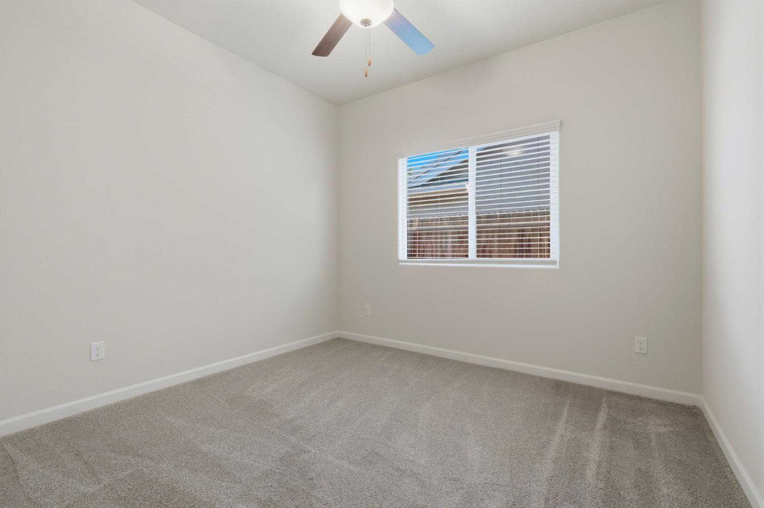 2025 Madeline Dr, Hanford, CA 93230