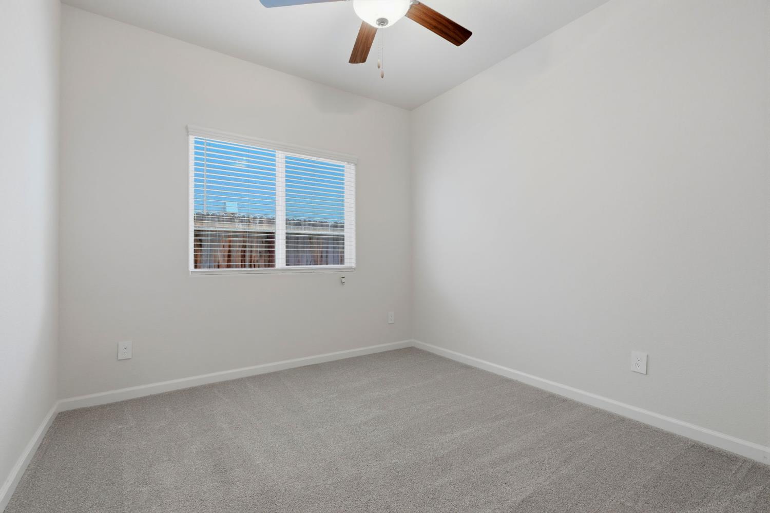 2025 Madeline Dr, Hanford, CA 93230