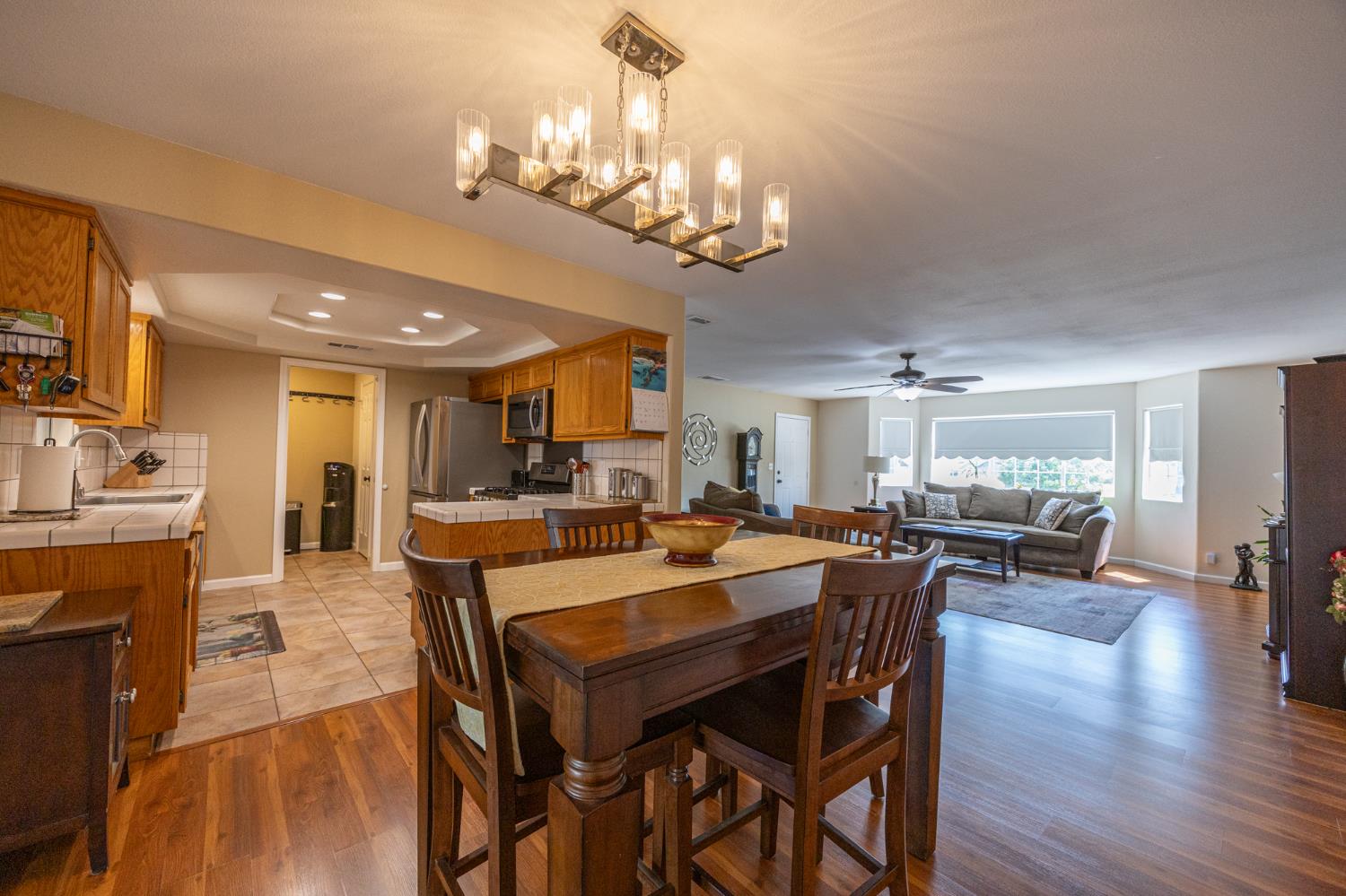 30572 Titan Dr, Coarsegold, CA 93614