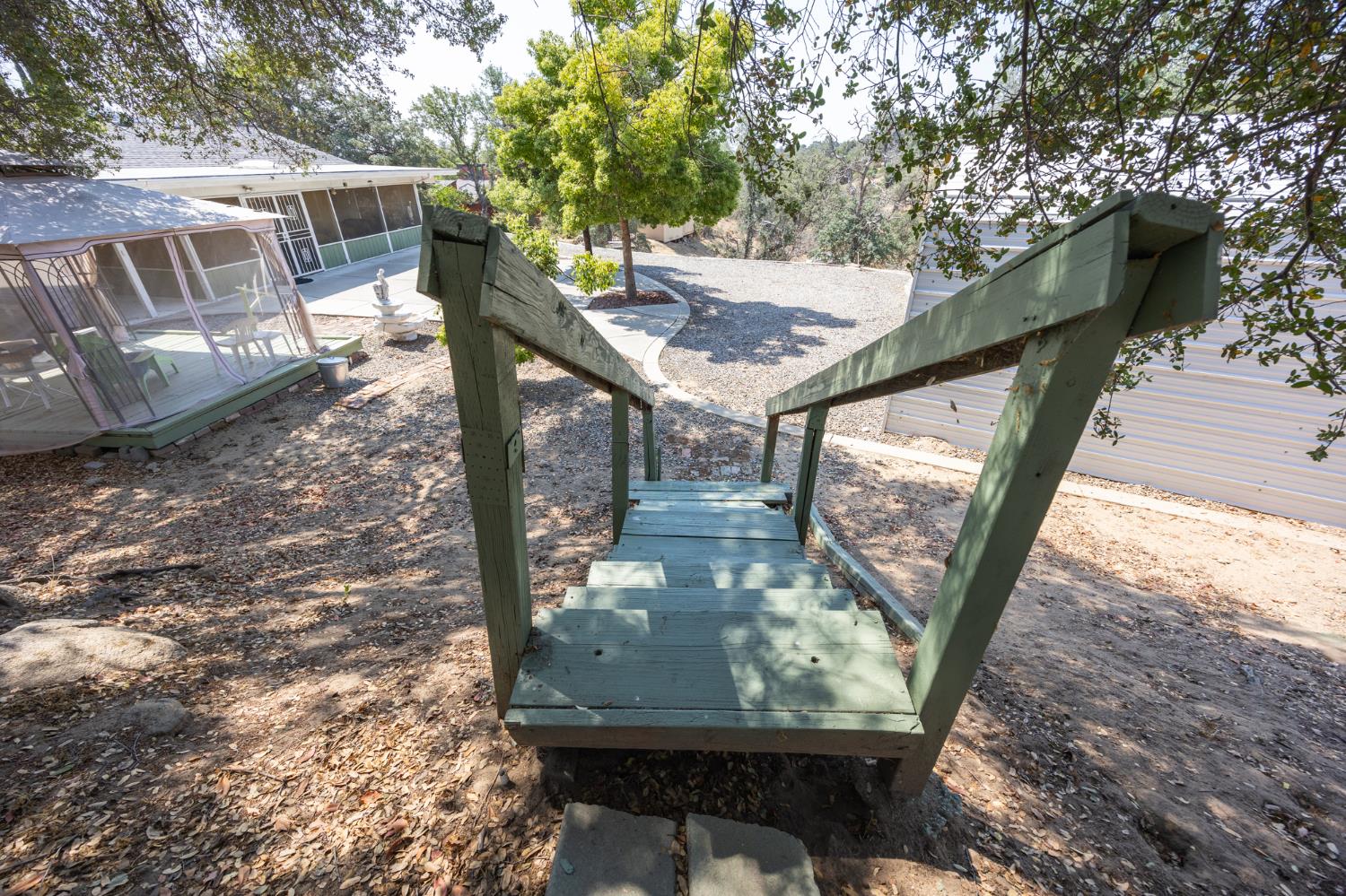 30572 Titan Dr, Coarsegold, CA 93614