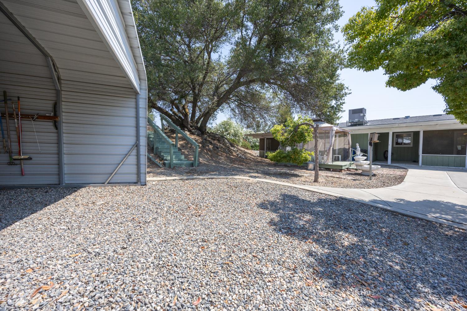 30572 Titan Dr, Coarsegold, CA 93614