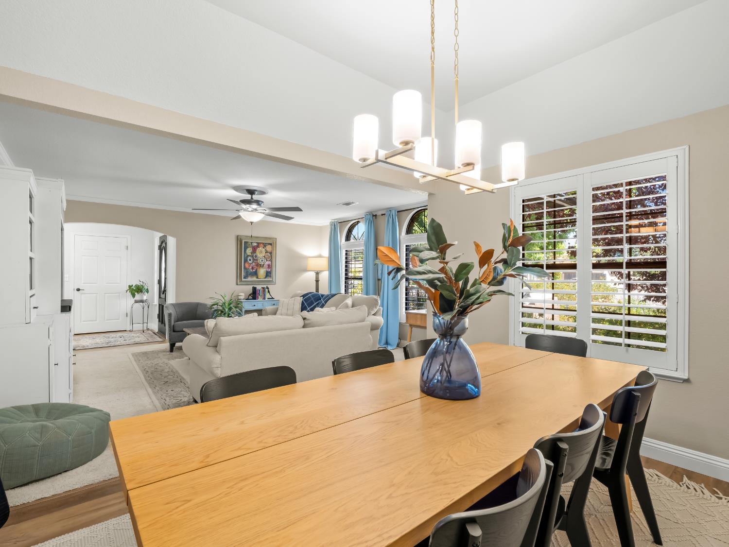 1352 W Palo Alto Ave, Fresno, CA 93711