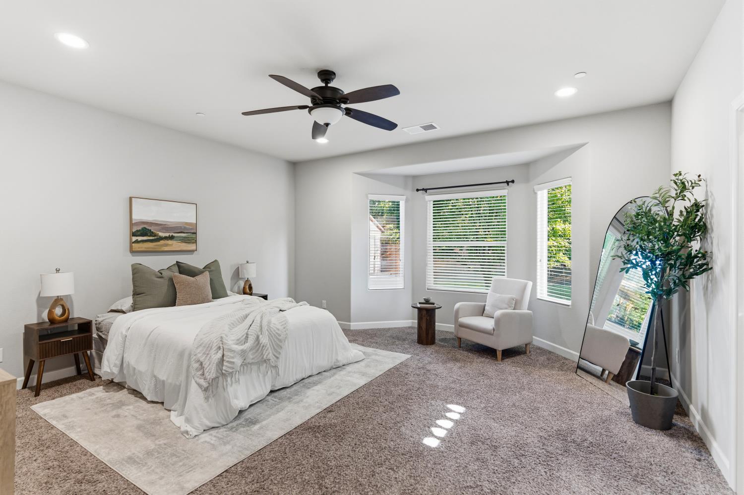2208 Mesa, Clovis, CA 93611