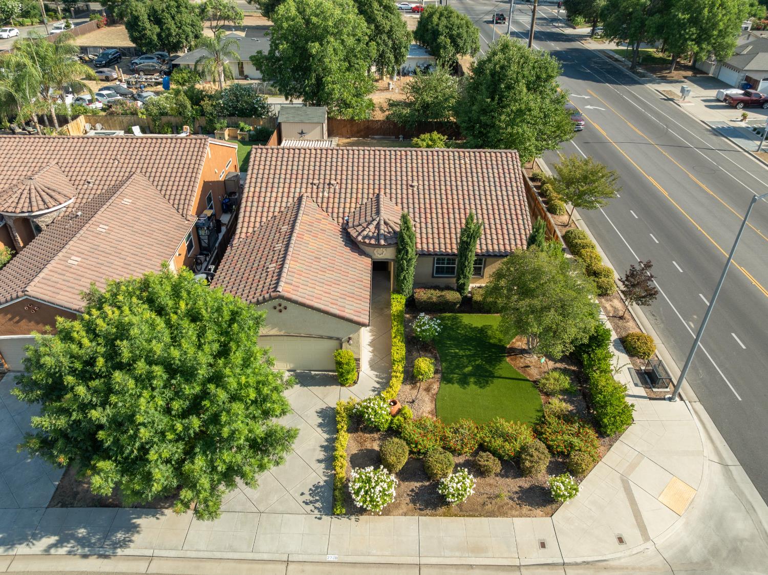 2208 Mesa, Clovis, CA 93611