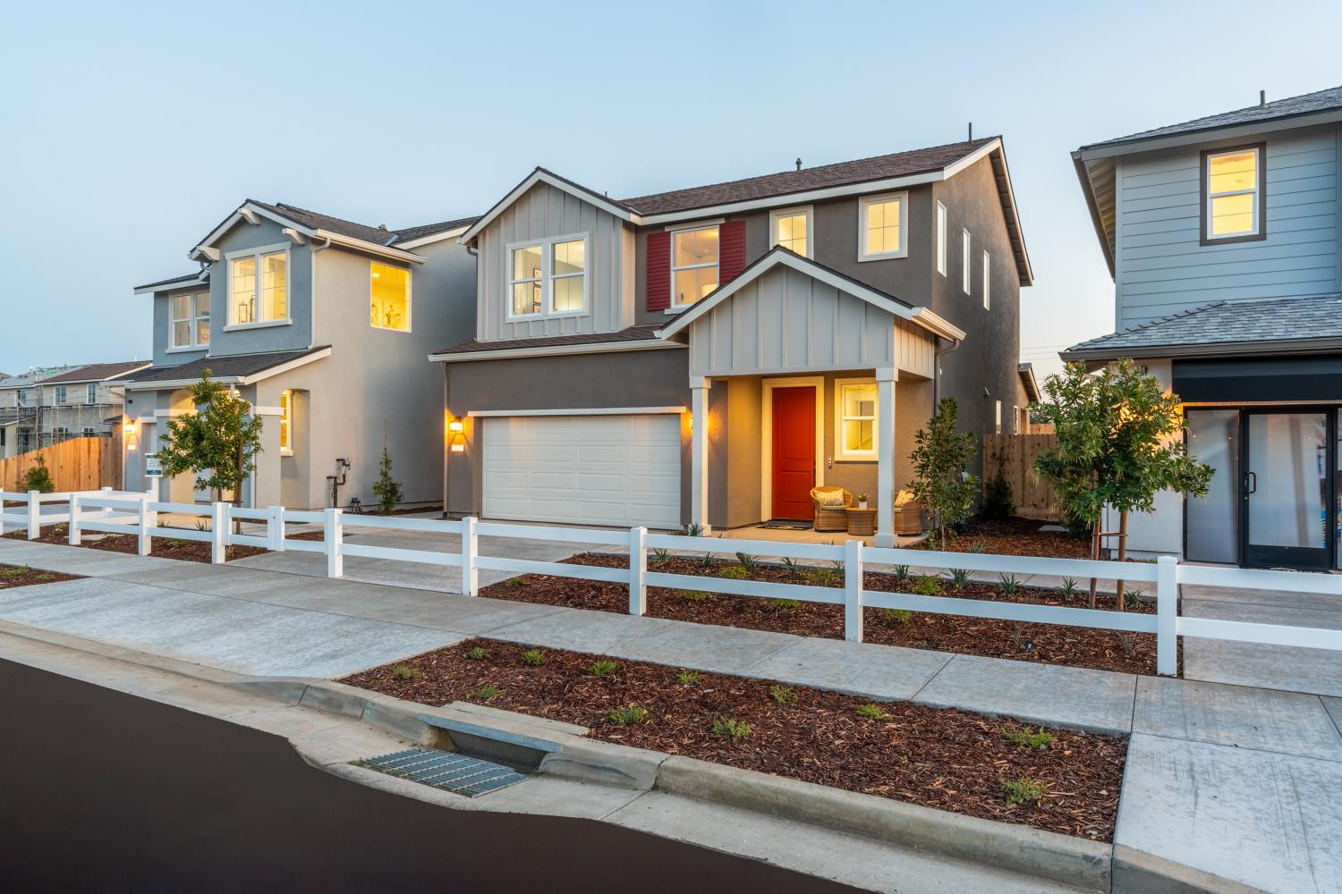 1433 W Payson Ave, Visalia, CA 93291