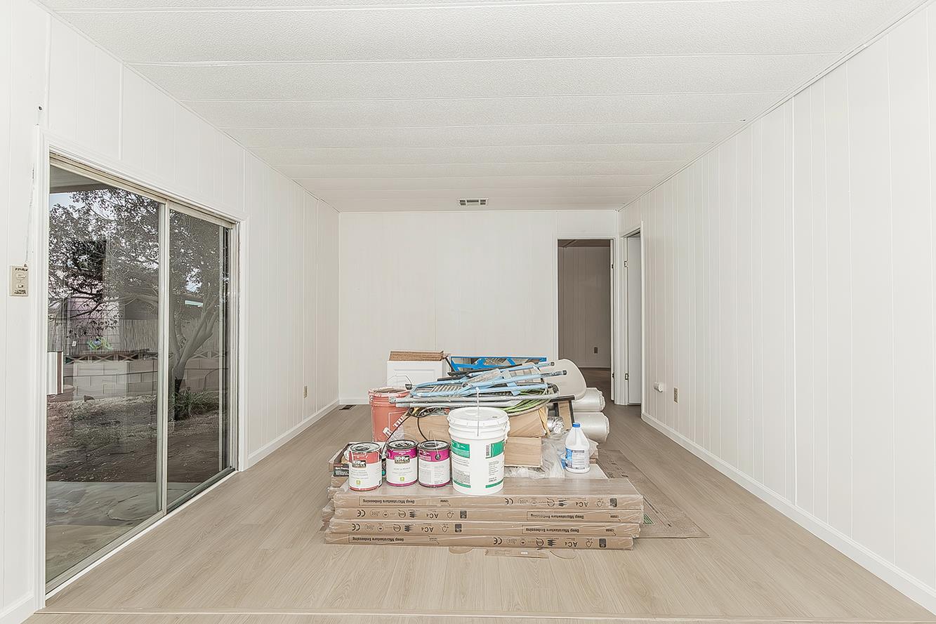 1701 Dinuba Ave #42, Selma, CA 93662