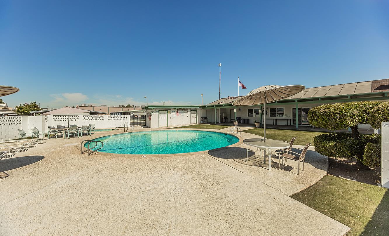 1701 Dinuba Ave #42, Selma, CA 93662