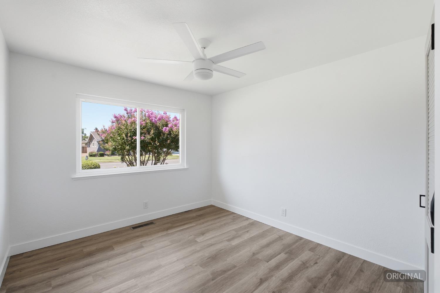 744 W Palo Alto Ave, Fresno, CA 93704
