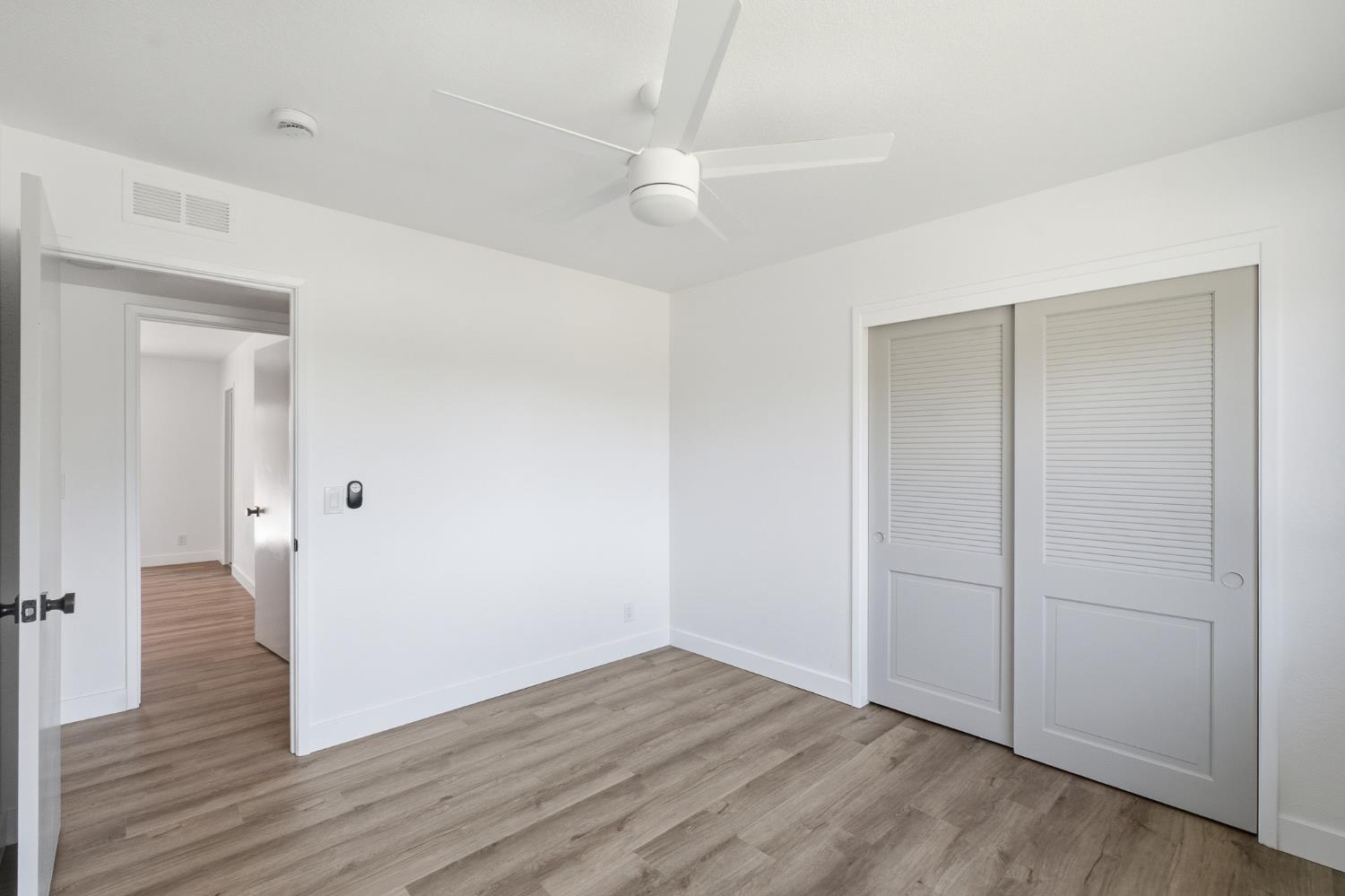 744 W Palo Alto Ave, Fresno, CA 93704