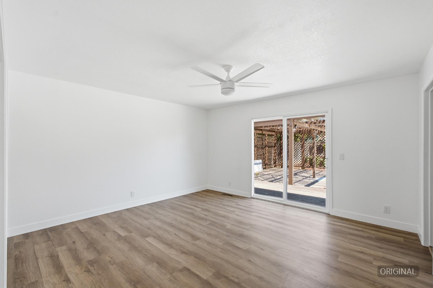 744 W Palo Alto Ave, Fresno, CA 93704