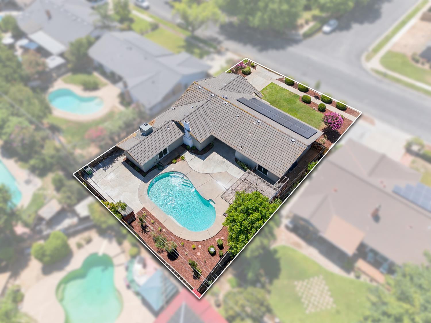 744 W Palo Alto Ave, Fresno, CA 93704