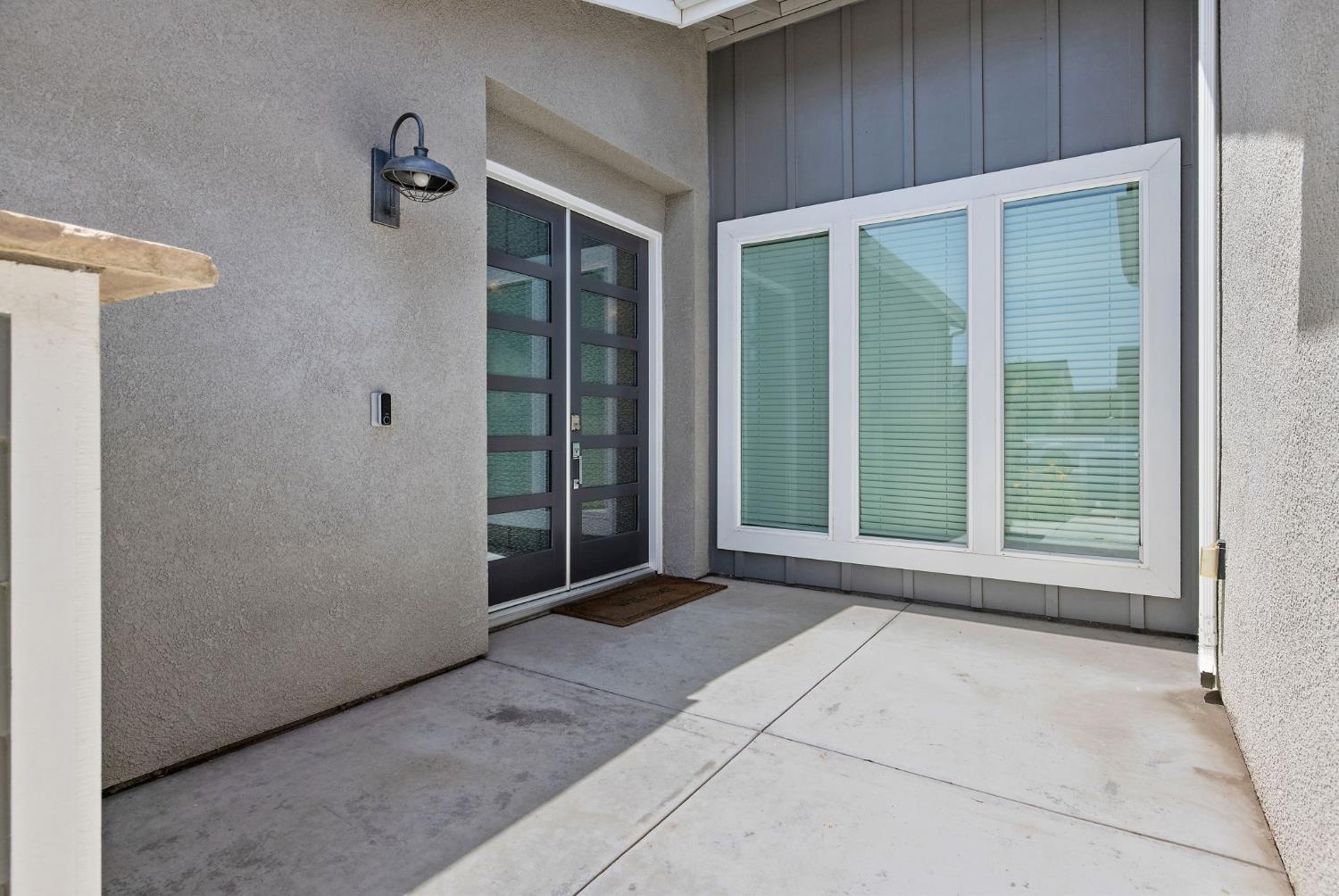 3733 N Clay, Visalia, CA 93291