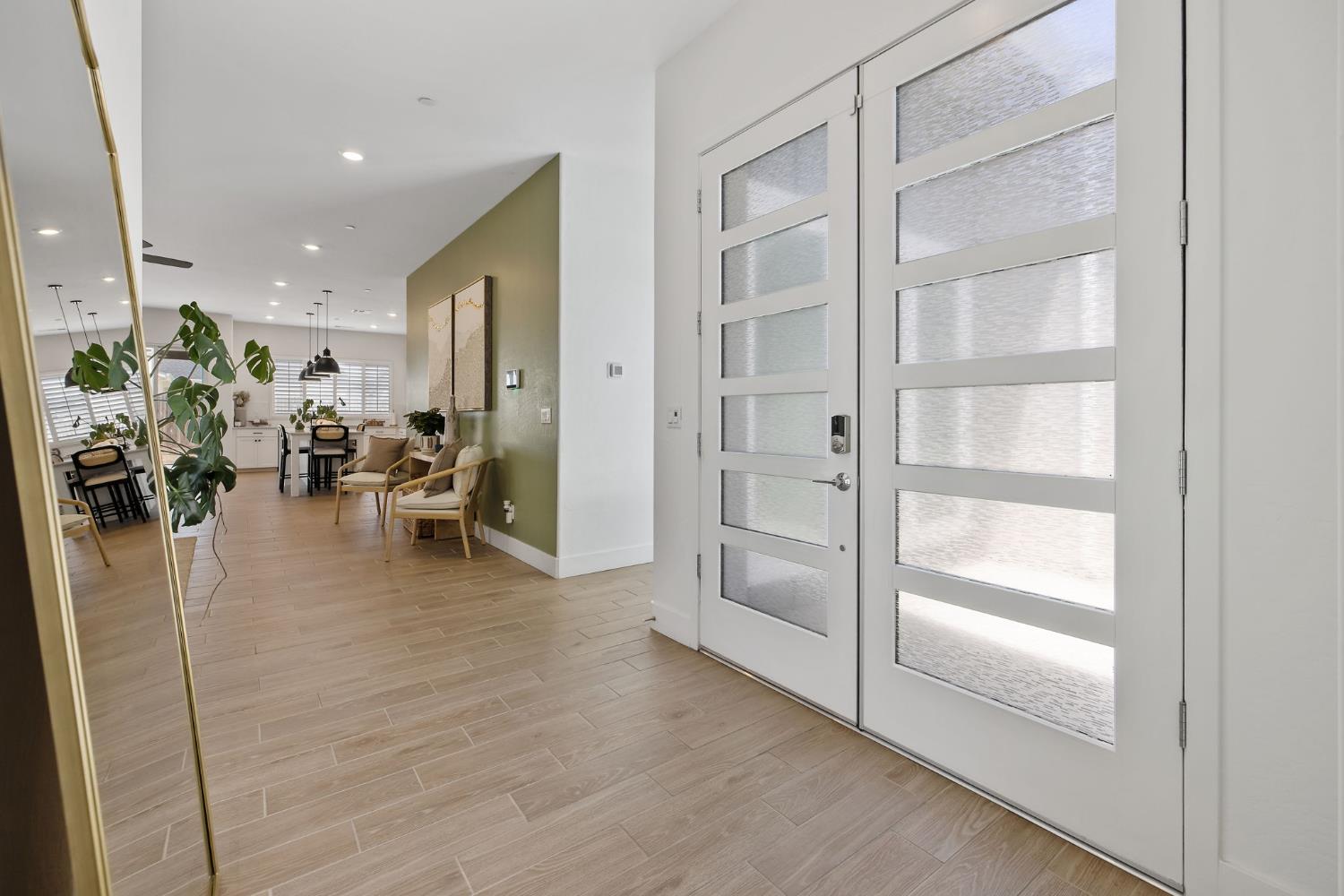 3733 N Clay, Visalia, CA 93291