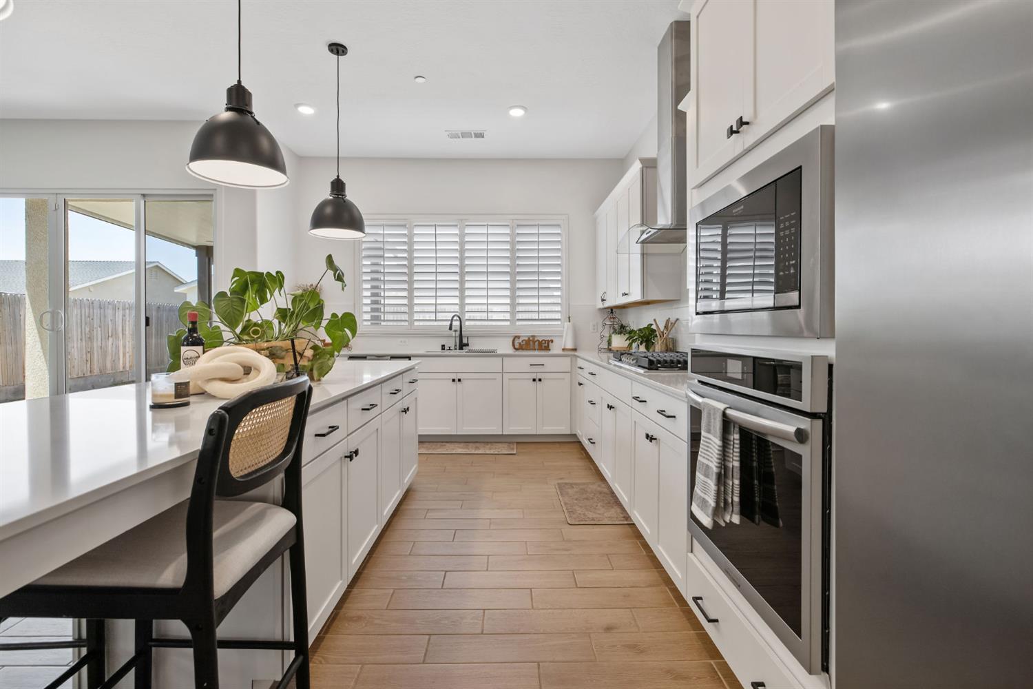 3733 N Clay, Visalia, CA 93291