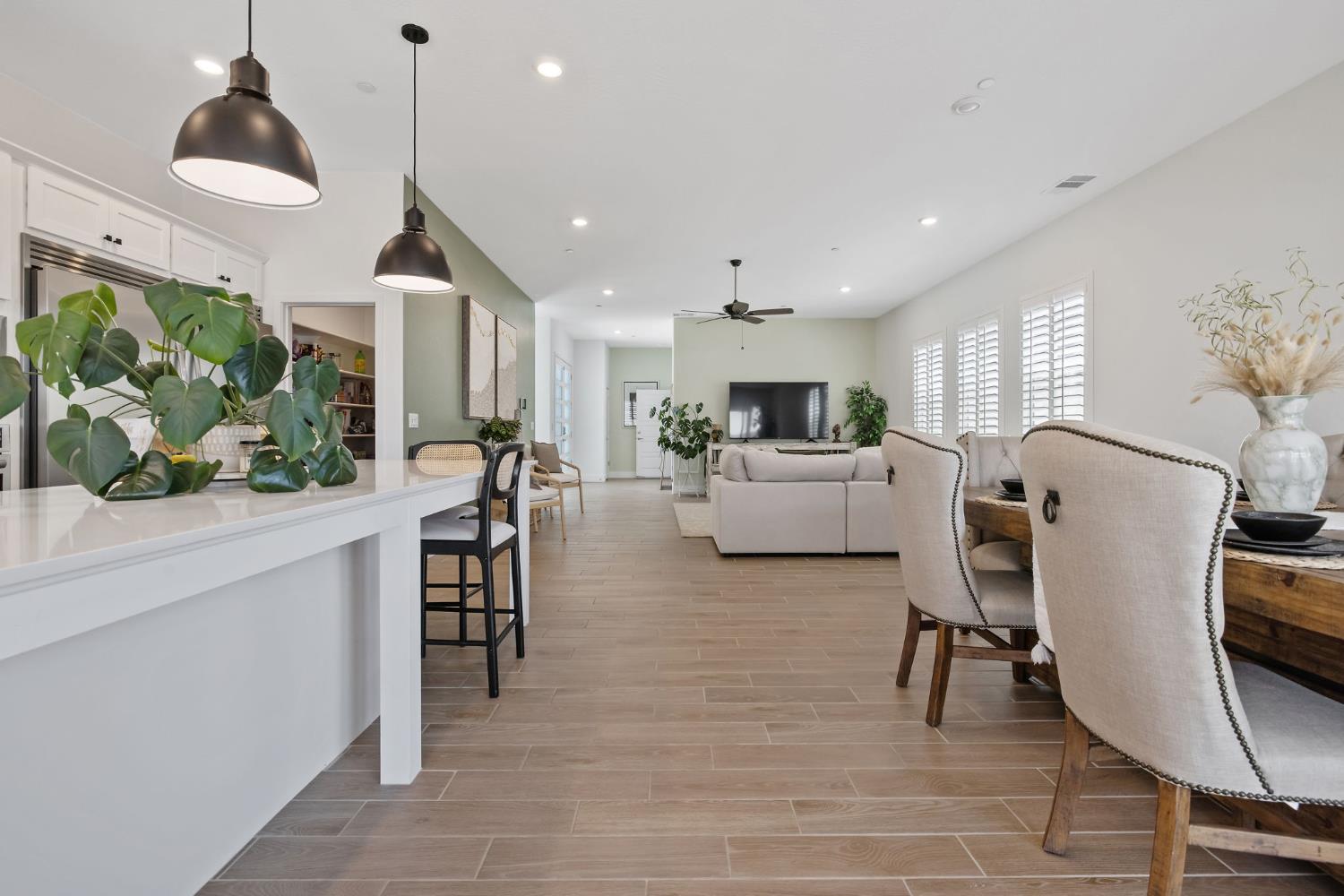 3733 N Clay, Visalia, CA 93291