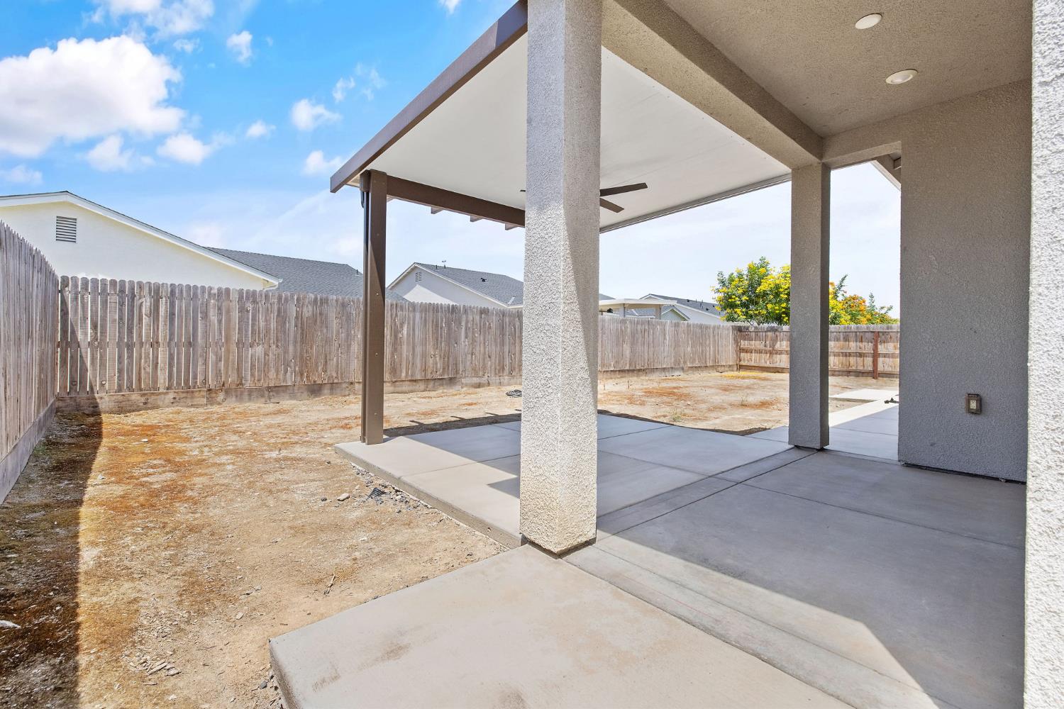 3733 N Clay, Visalia, CA 93291