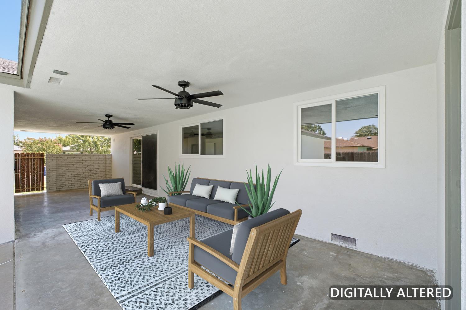 1568 E Calimyrna Ave, Fresno, CA 93710
