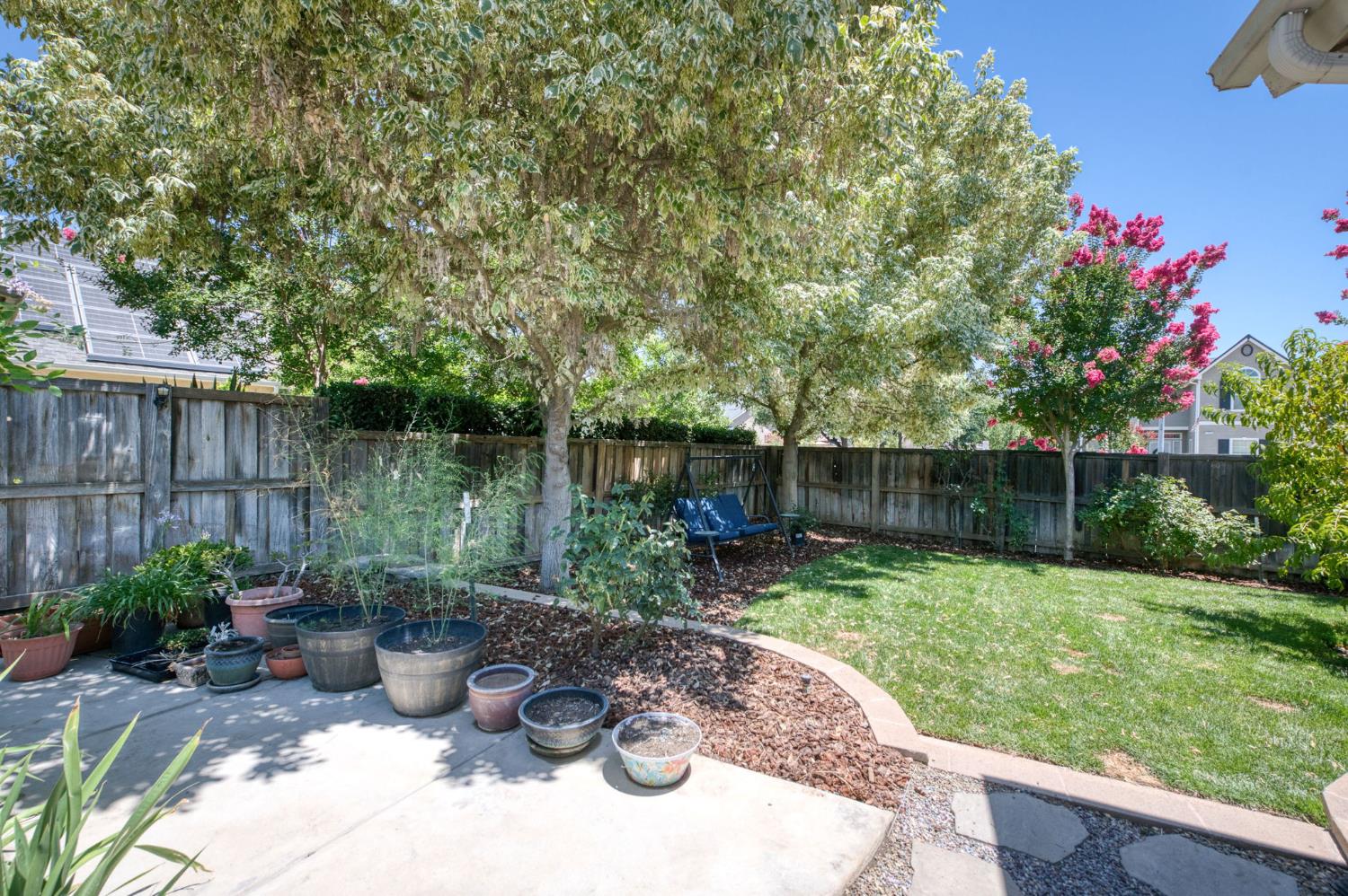 377 Moody Ave, Clovis, CA 93619