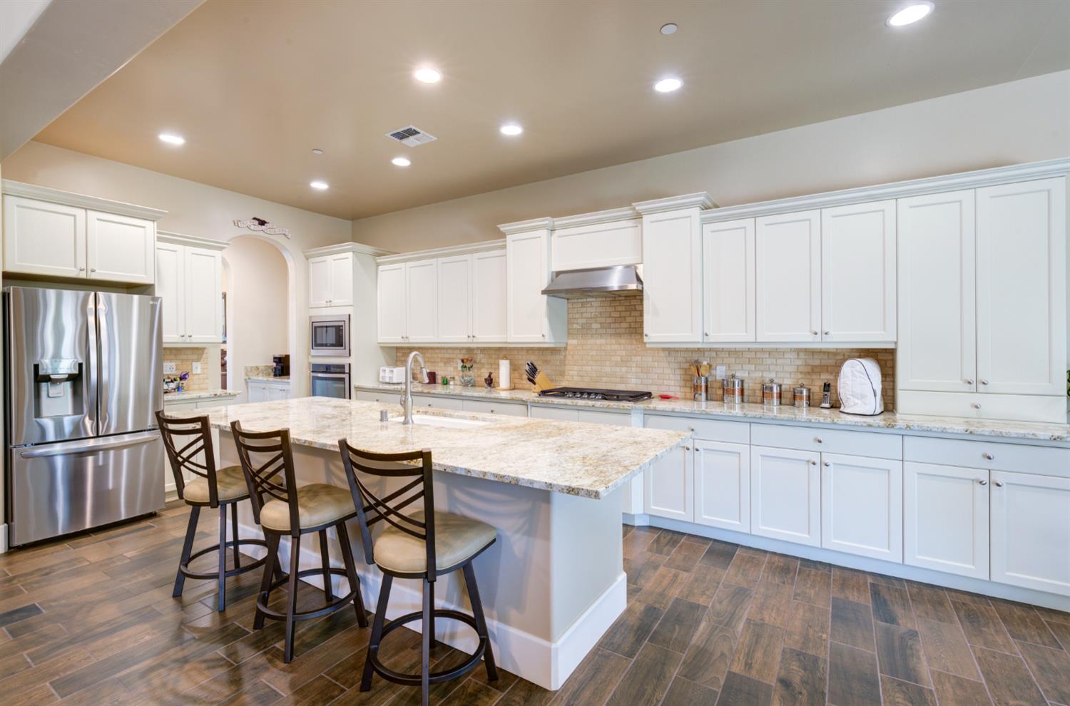 3056 Kenosha Ave, Clovis, CA 93619