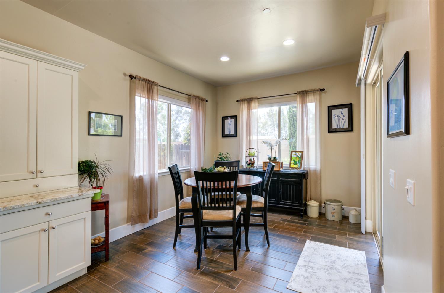 3056 Kenosha Ave, Clovis, CA 93619