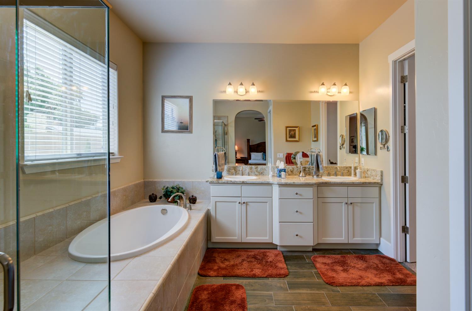3056 Kenosha Ave, Clovis, CA 93619