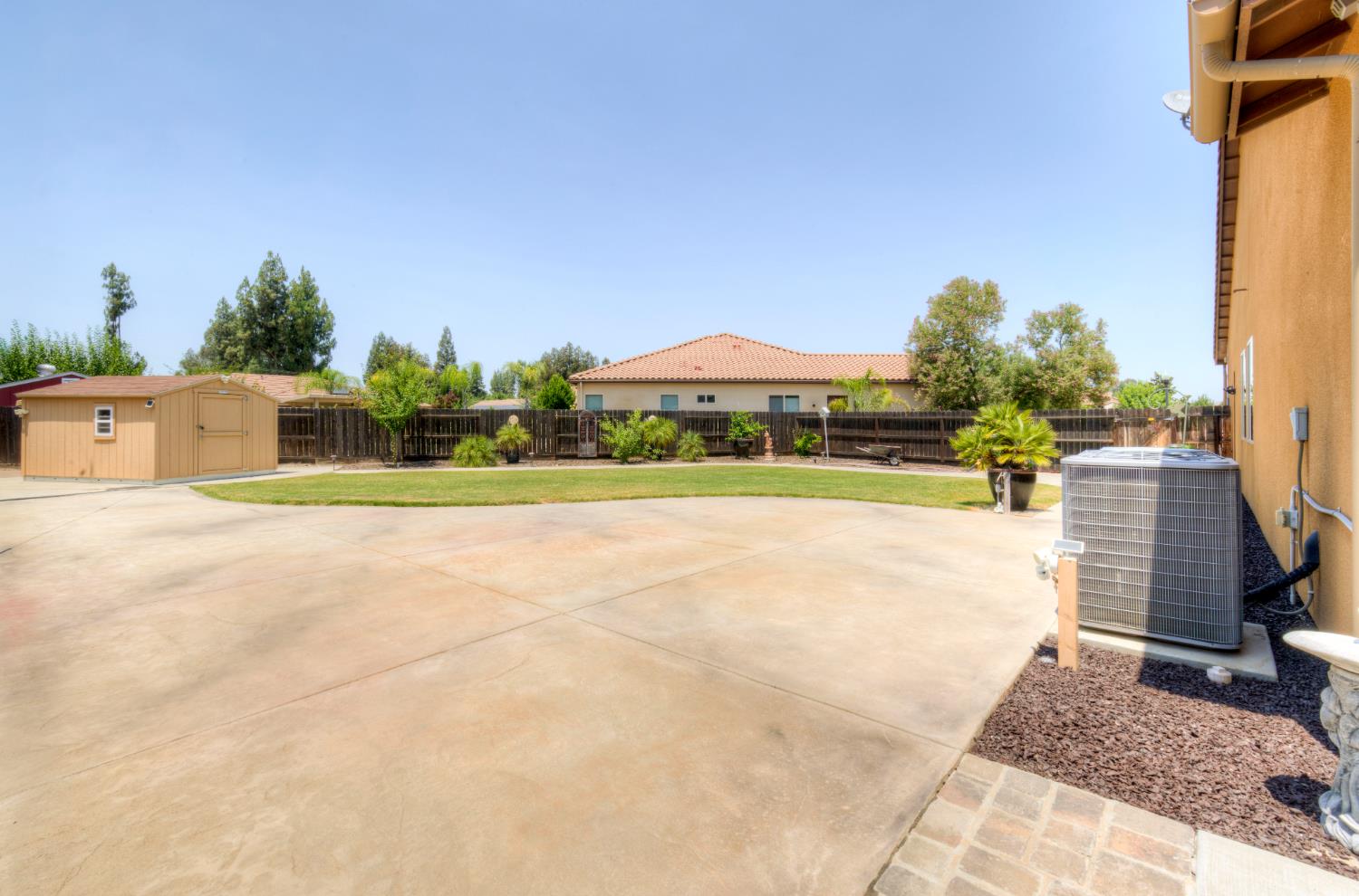 3056 Kenosha Ave, Clovis, CA 93619
