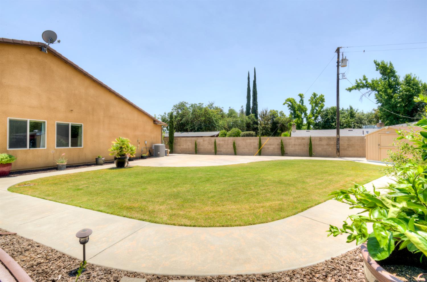 3056 Kenosha Ave, Clovis, CA 93619