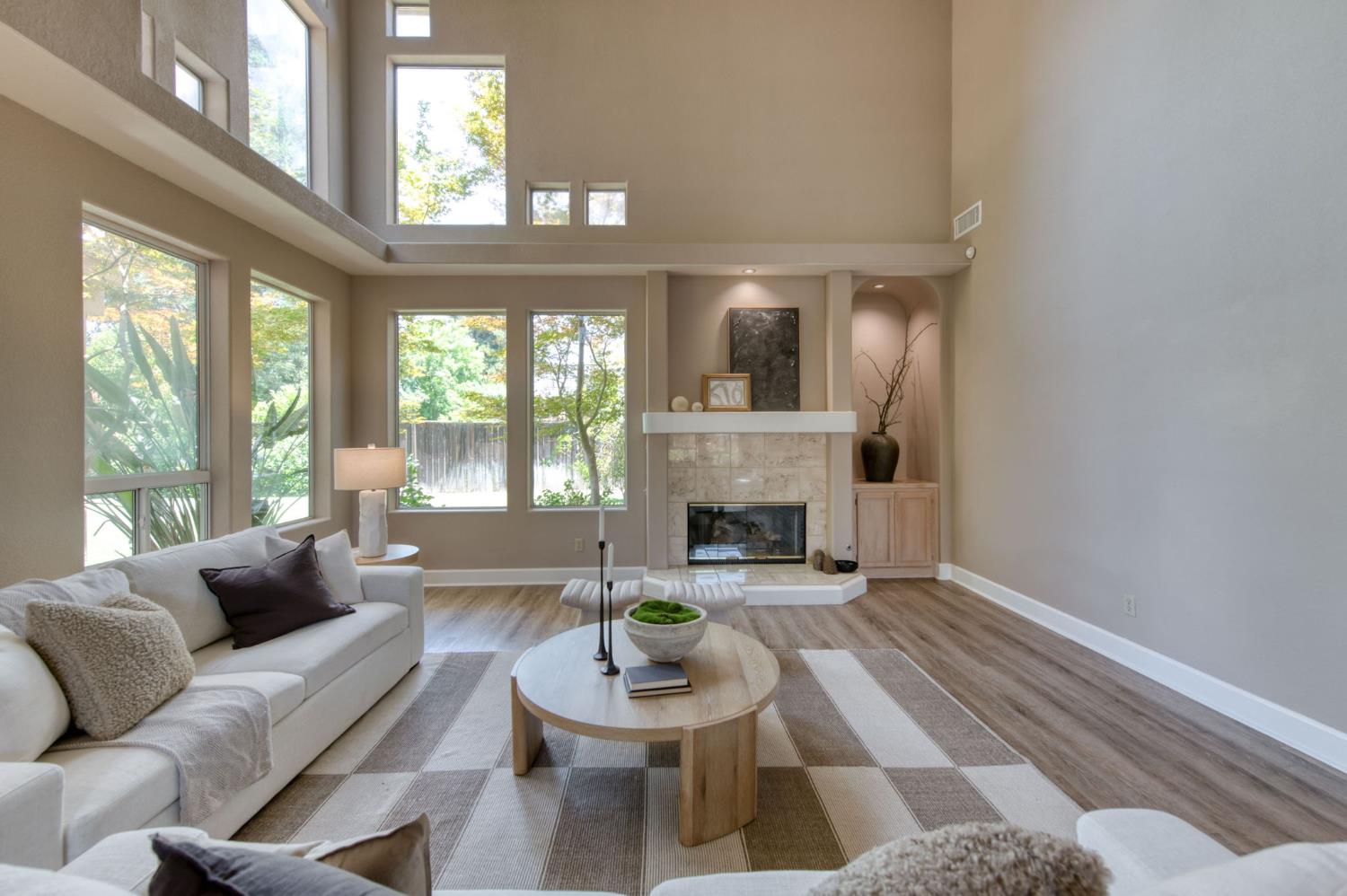 9465 Madison Ridge, Fresno, CA 93720