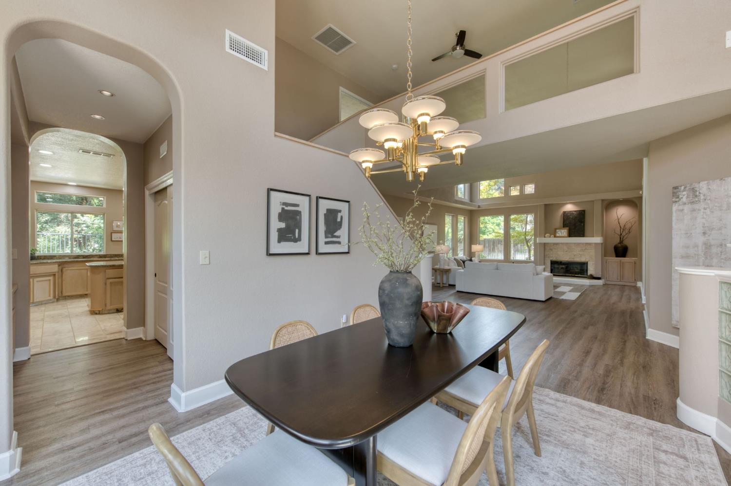 9465 Madison Ridge, Fresno, CA 93720
