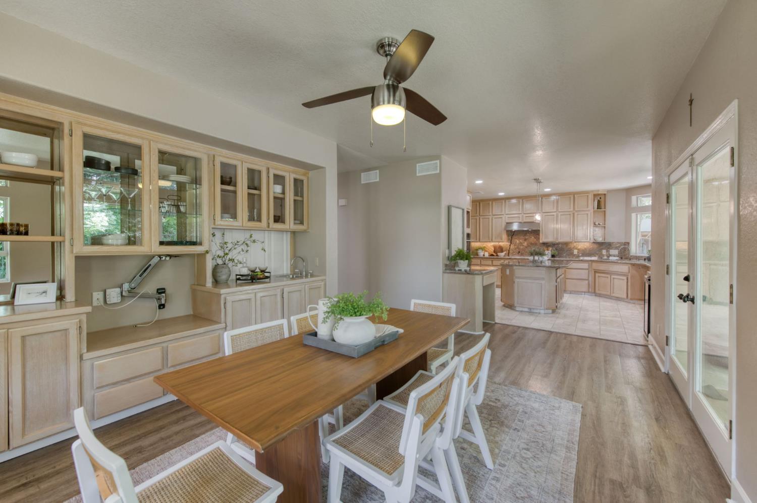 9465 Madison Ridge, Fresno, CA 93720