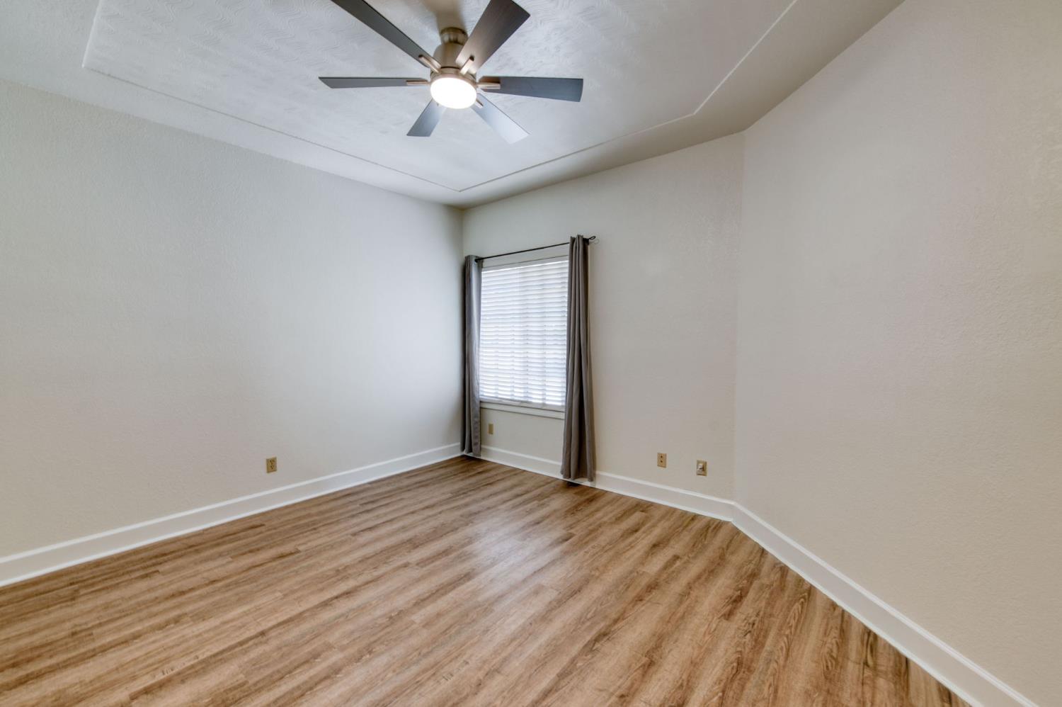 9465 Madison Ridge, Fresno, CA 93720