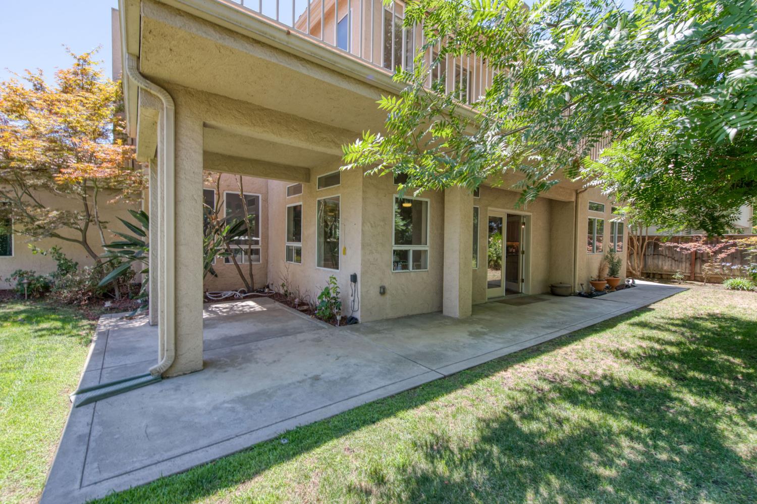 9465 Madison Ridge, Fresno, CA 93720