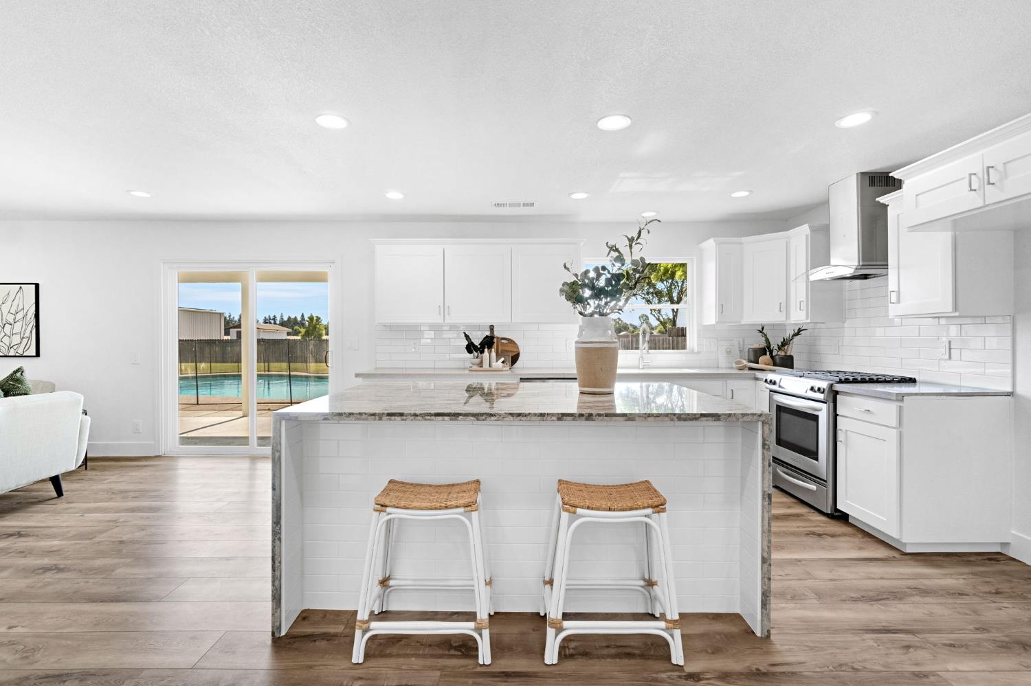 6728 N McCall, Clovis, CA 93619