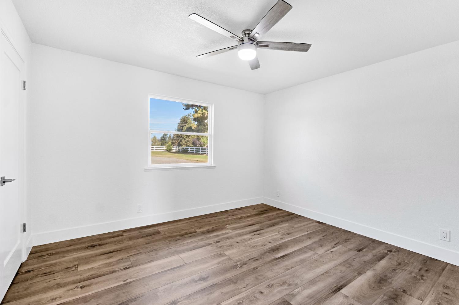 6728 N McCall, Clovis, CA 93619