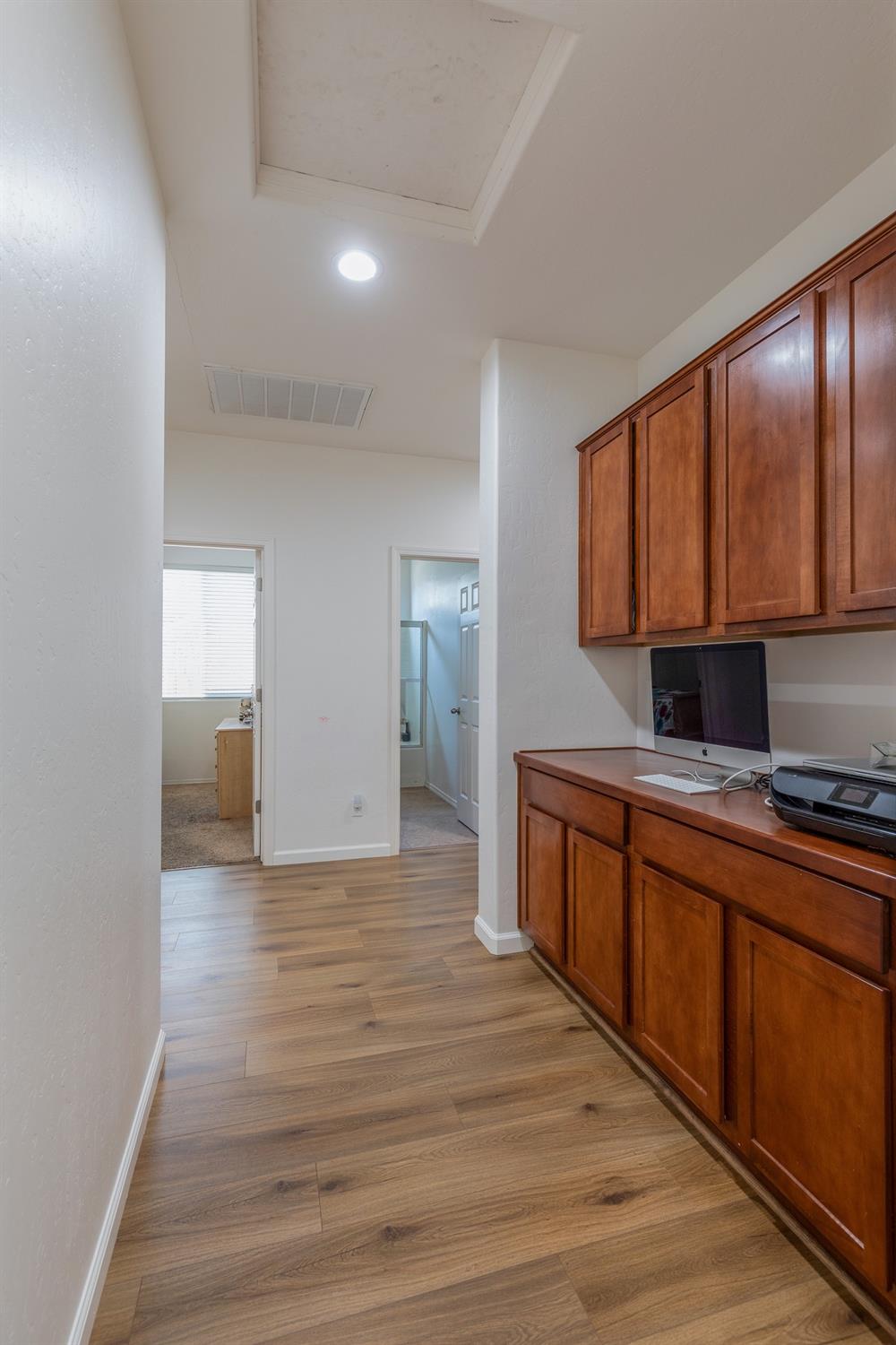 2934 14Th Ave, Kingsburg, CA 93631