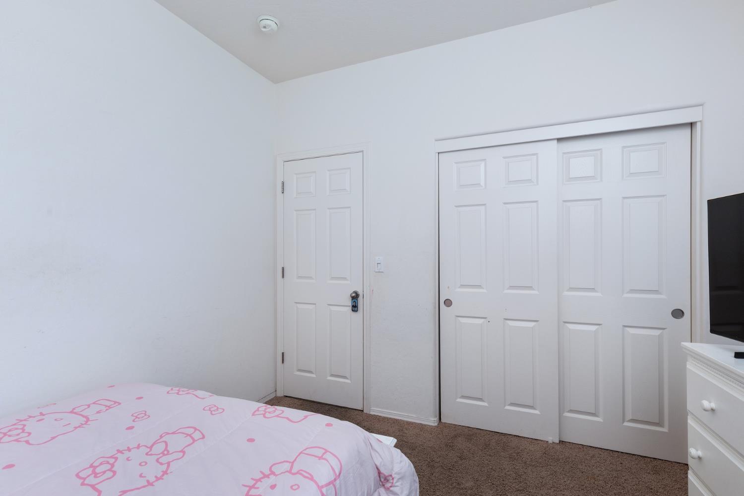 2934 14Th Ave, Kingsburg, CA 93631