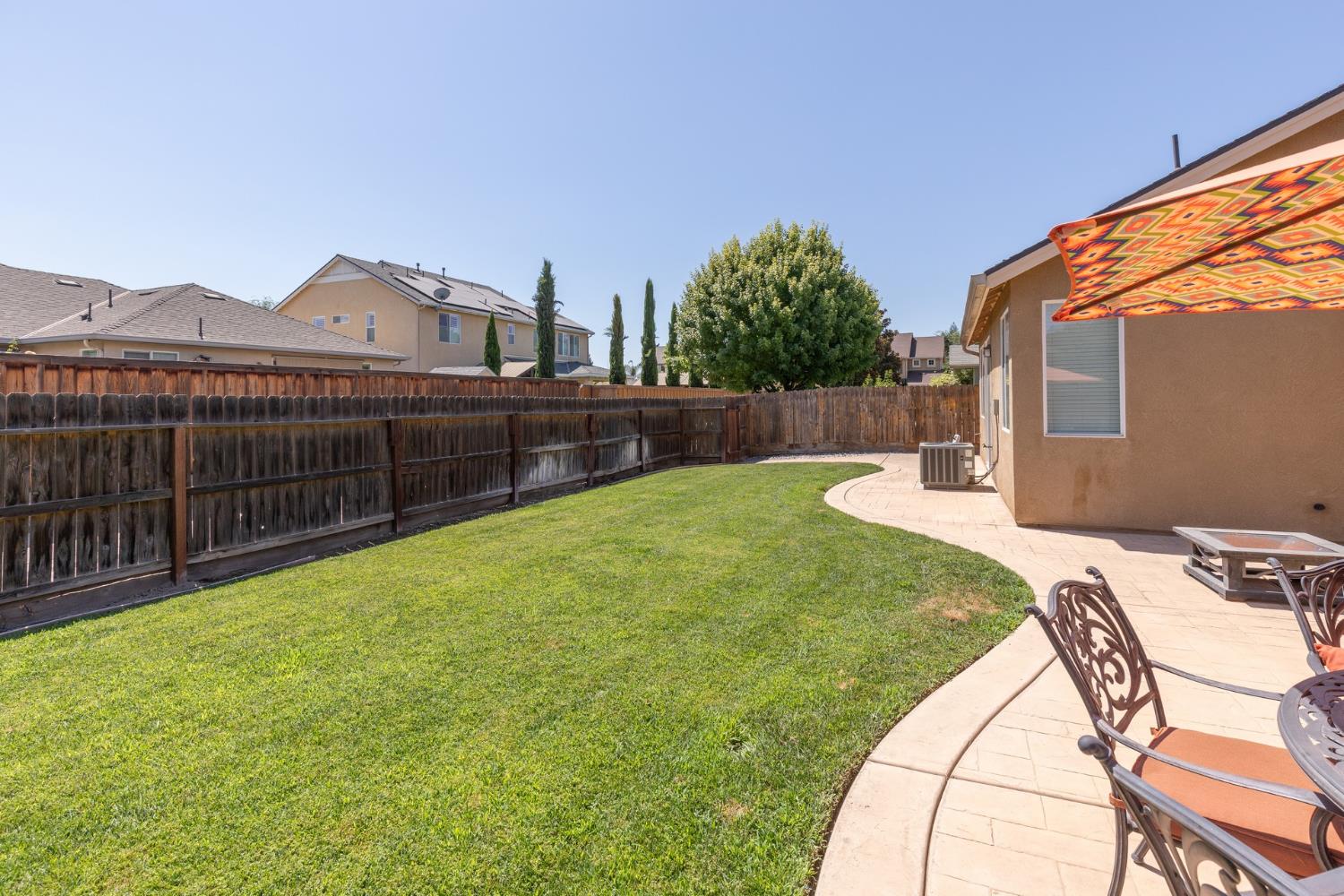 2934 14Th Ave, Kingsburg, CA 93631