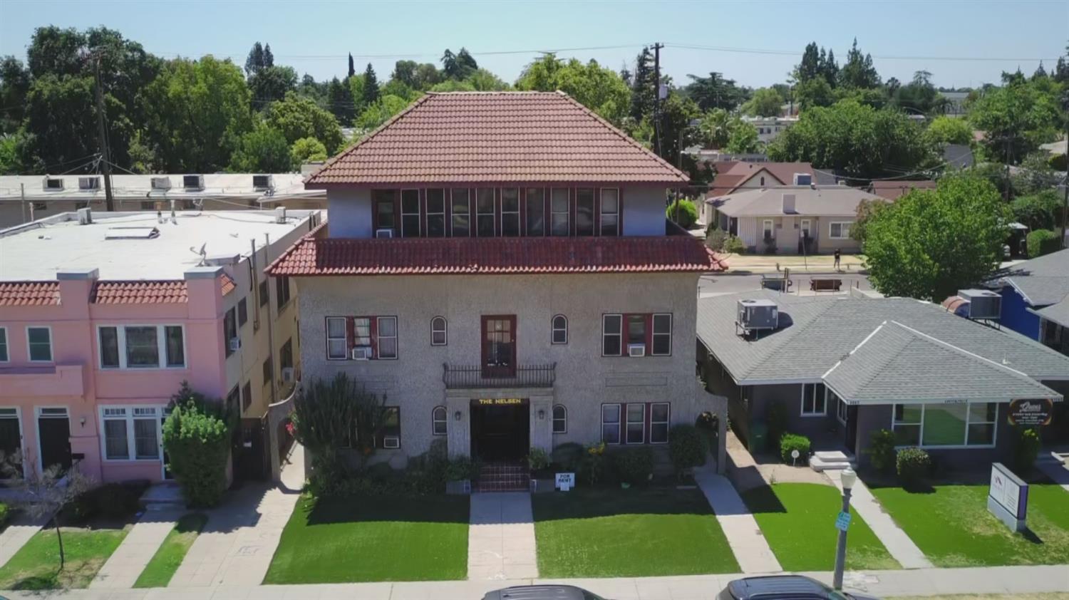1561 N Van Ness Ave, Fresno, CA 93728
