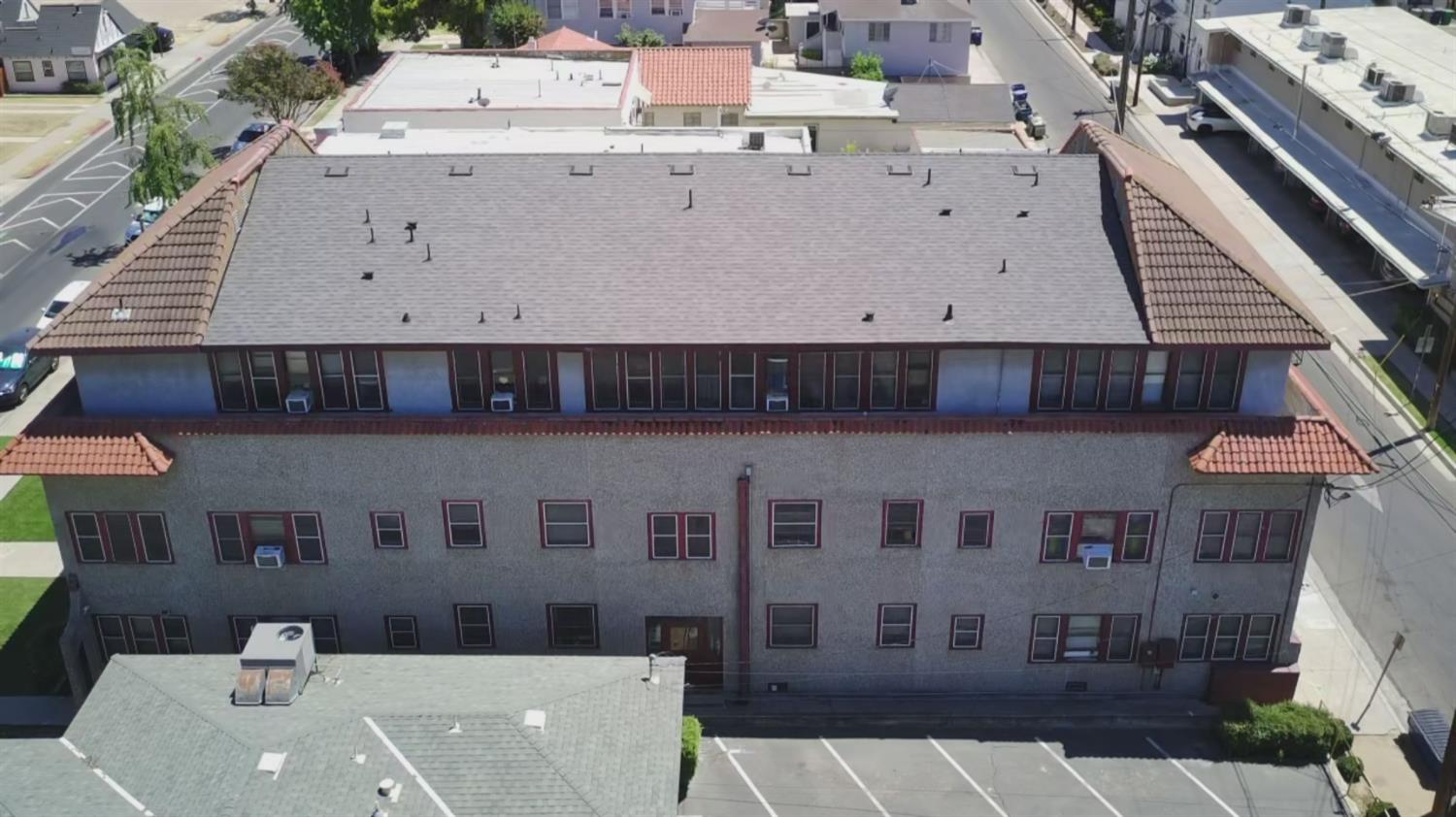 1561 N Van Ness Ave, Fresno, CA 93728