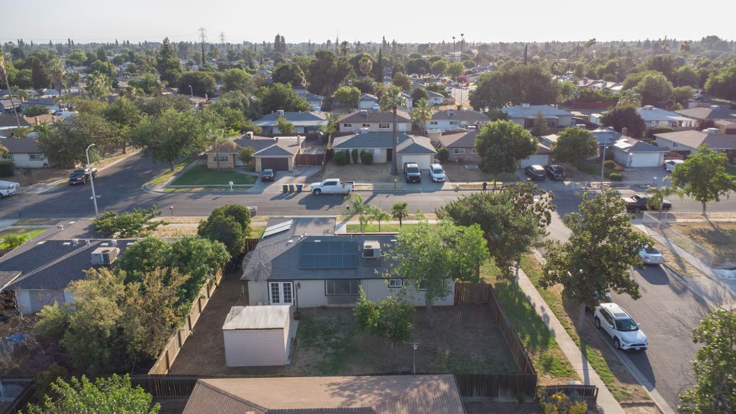 4584 N Hulbert Ave, Fresno, CA 93705