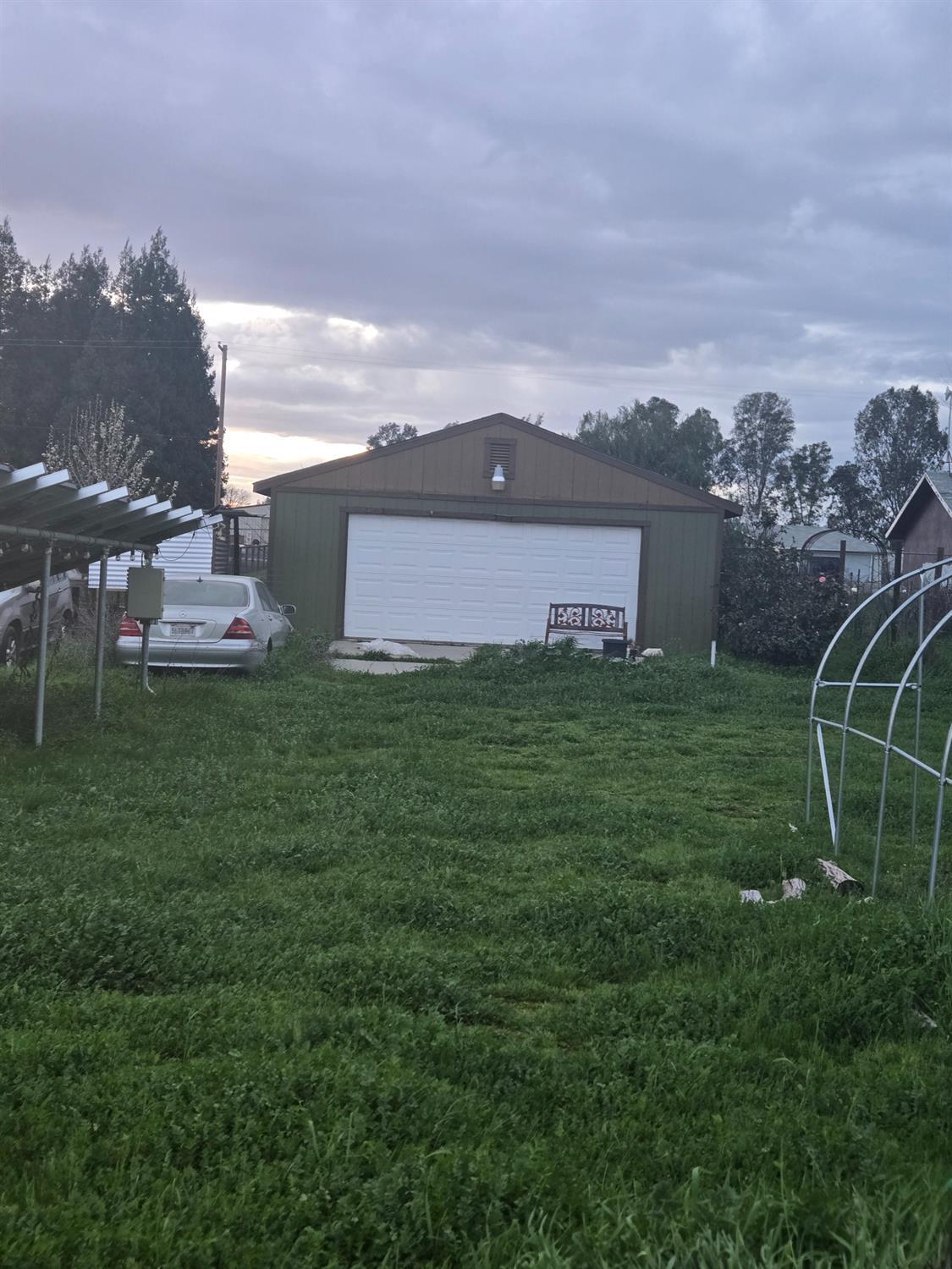 19691 Del Mar Rd, Madera, CA 93638