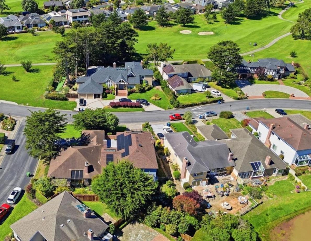2329 Burning Tree Rd, Half Moon Bay, CA 94019
