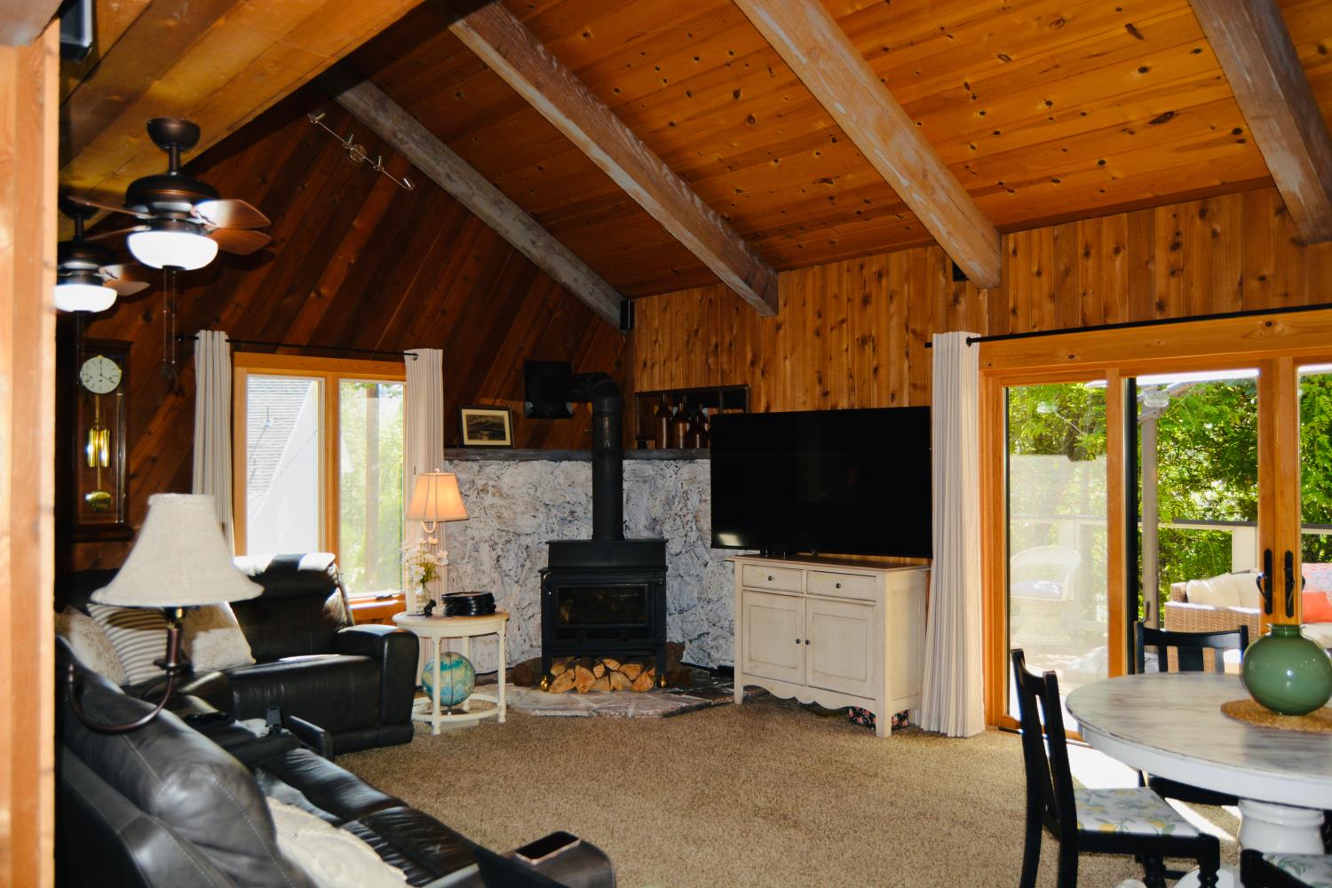 39543 Saunders, Bass Lake, CA 93604