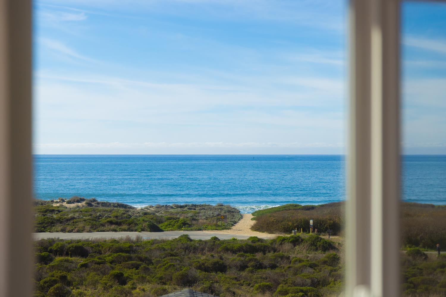211 Washington Blvd, Half Moon Bay, CA 94019