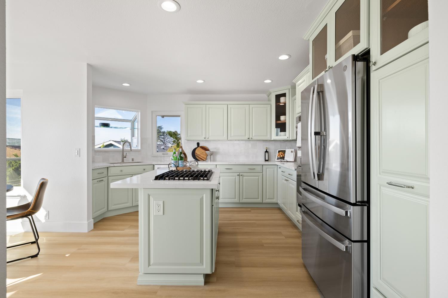 211 Washington Blvd, Half Moon Bay, CA 94019