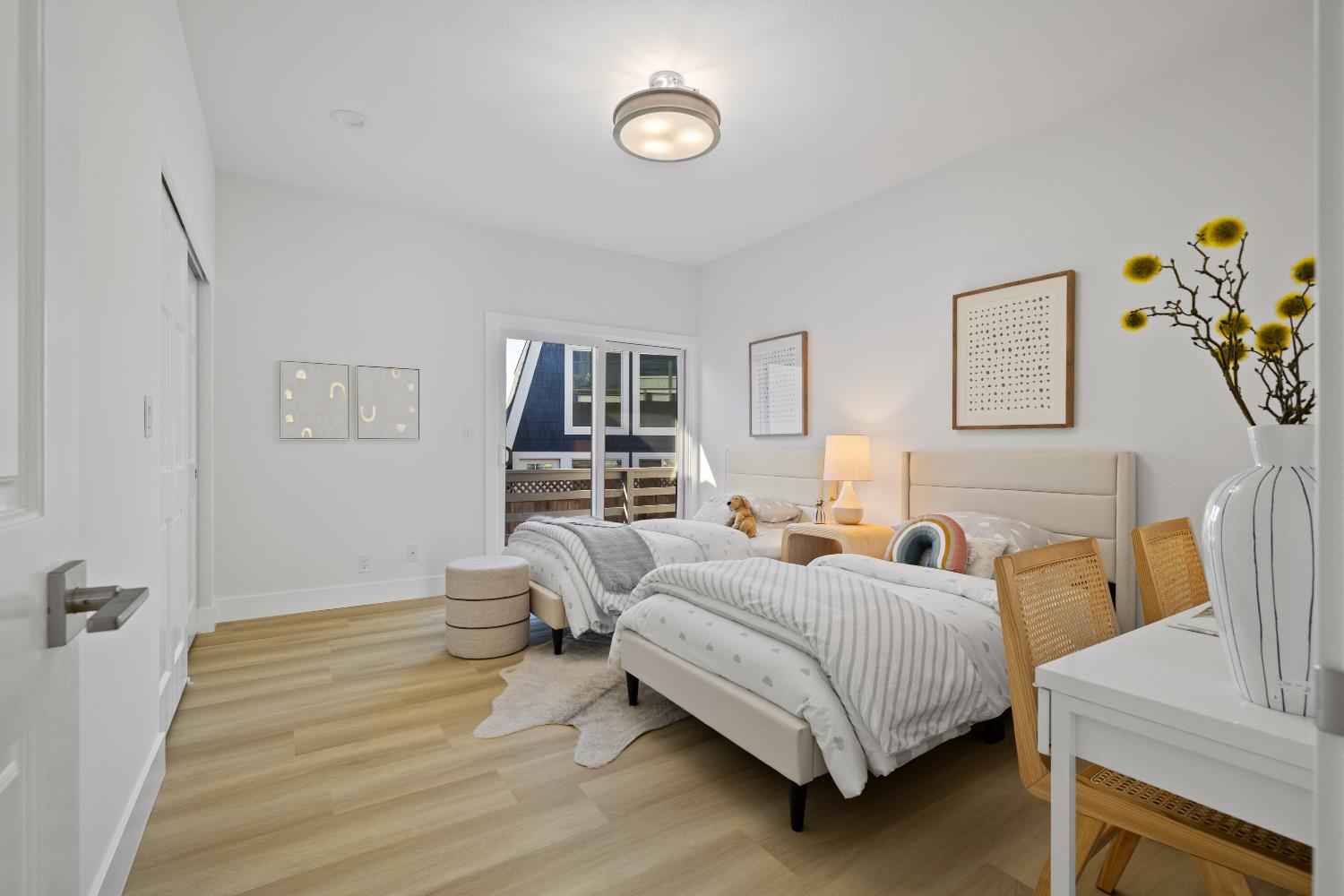 211 Washington Blvd, Half Moon Bay, CA 94019